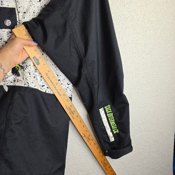 Saga Outerwear SzM M's Ski SnowboardingHooded Outdoor Activity Jacket WarmUnique - Picture 6 of 16